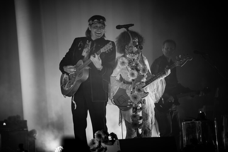Arcade Fire en su concierto en México
