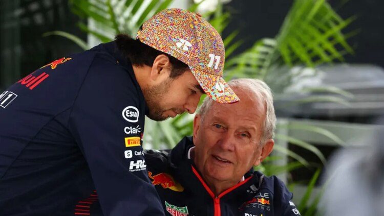 Helmut Marko condiciona el futuro de Checo Pérez para 2025