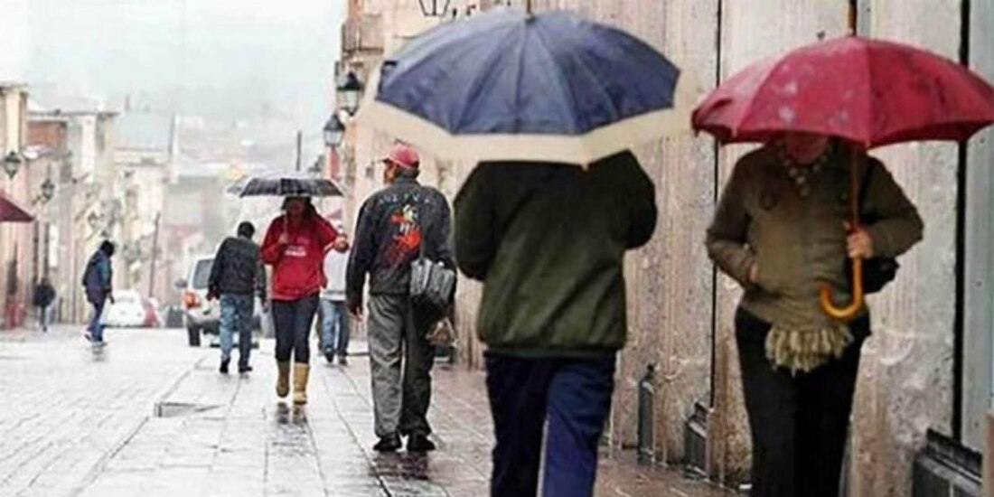 La Coordinación Estatal de Protección Civil de Oaxaca informó que seis personas murieron en Oaxaca a causa de las fuertes lluvias registradas en el estado.