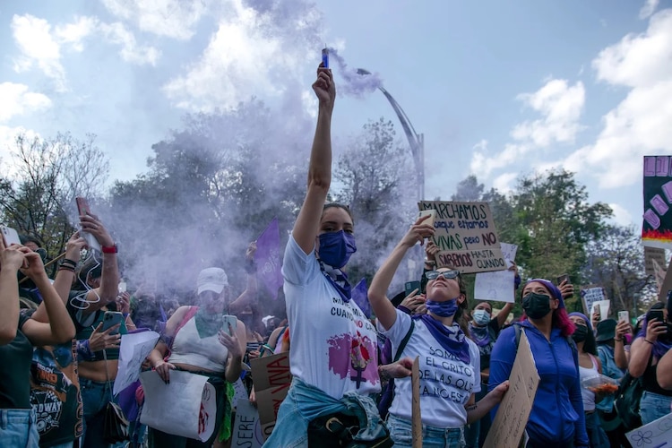 Aspecto de una marcha en CDMX.