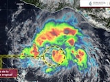Se forma la tormenta tropical Trudy frente a las costas de Oaxaca y Guerrero.