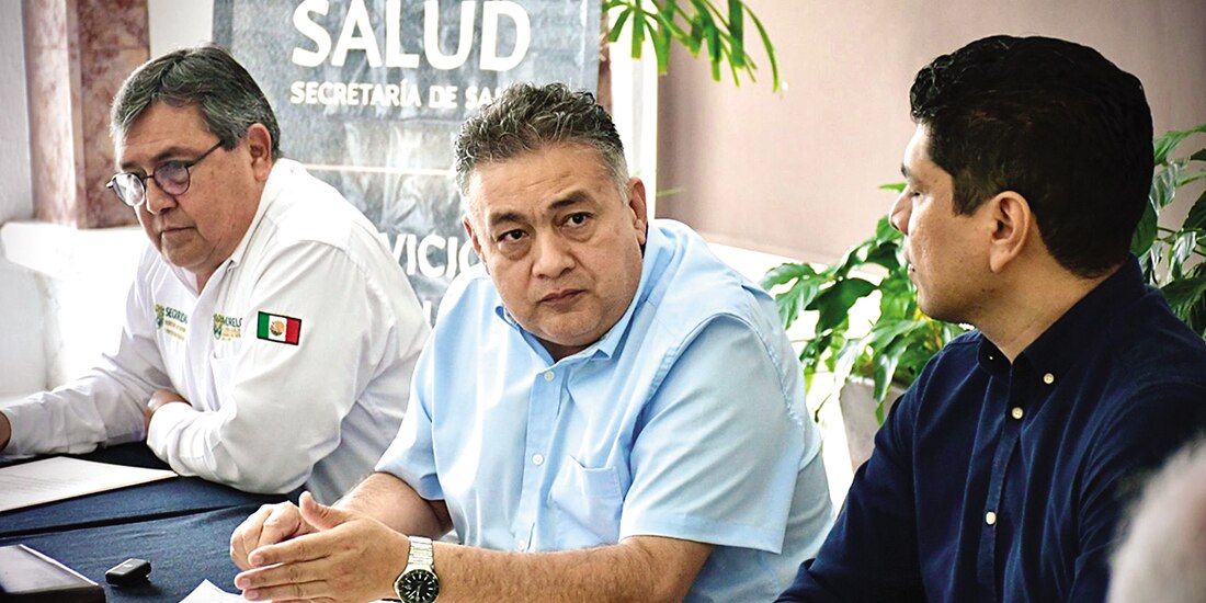 El secretario de Seguridad Pública de Morelos, Miguel Ángel Urrutia (c), en imagen de archivo.