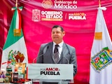 El Gobernador constitucional.