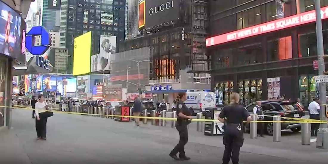 Mujer apuñala a dos personas en Times Square, ciudad de Nueva York, el 31 de agosto de 2026.