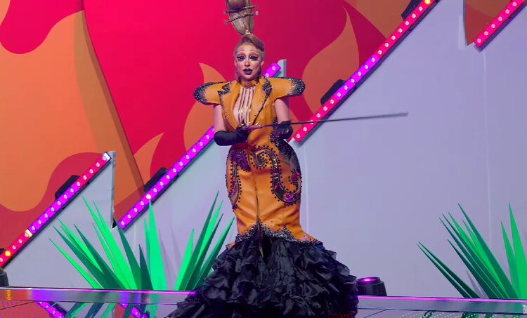 Madison Basrey en Solo Las Más.