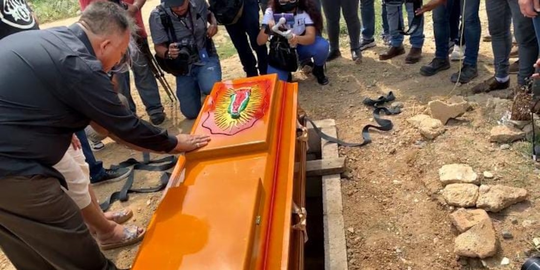 Sepultan a periodista Yessenia Mollinedo en Minatitlán, Veracruz