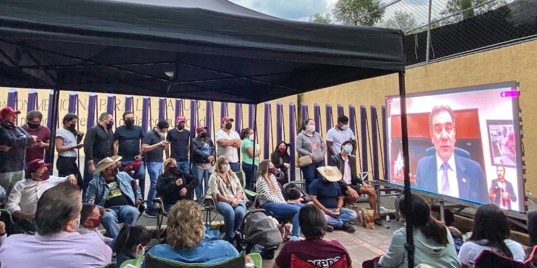 Mario Delgado y Félix Salgado siguieron la sesión del INE, ayer.