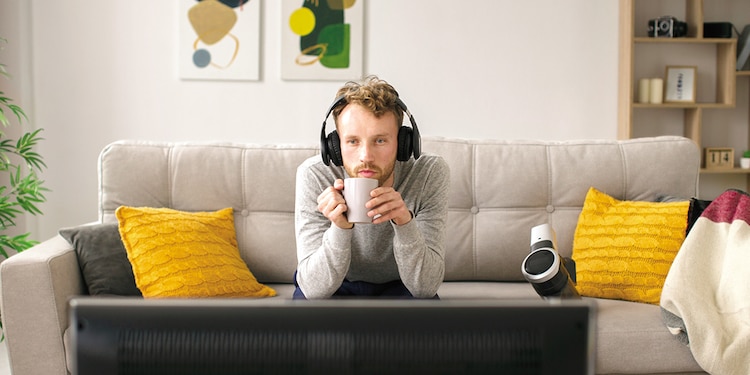 Usa audífonos a un volumen moderado y sólo por una hora.