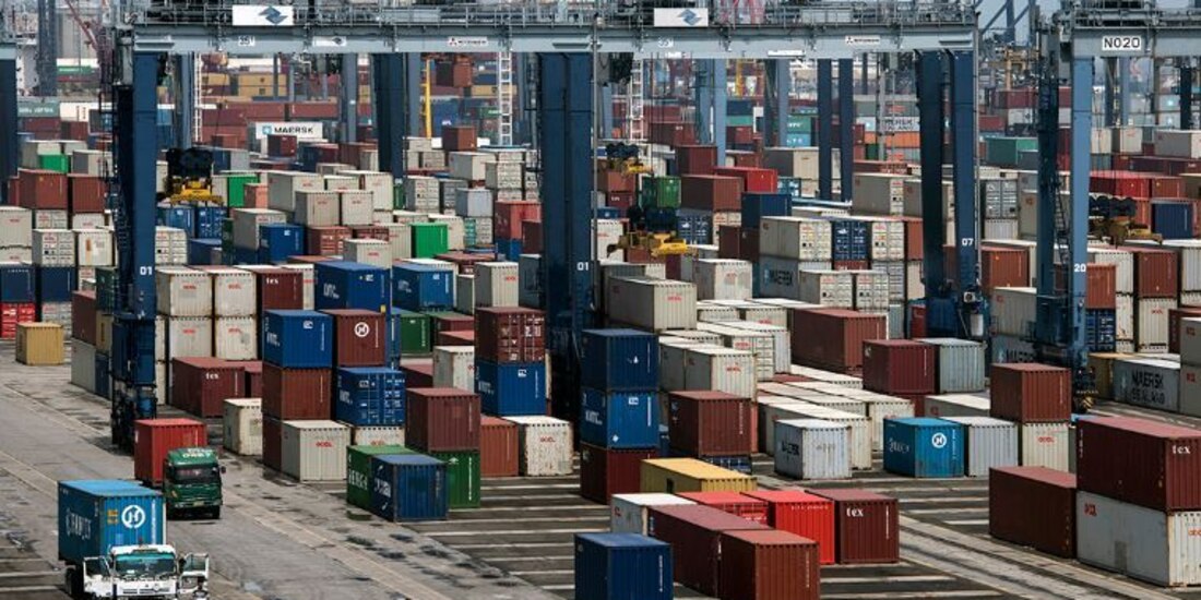 Desaceleran las exportaciones mexicanas por efecto Trump