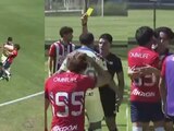 Román 'Mozumbito' Martínez, canterano del América, provocó una bronca en el clásico nacional de la Sub 23 contra las Chivas.