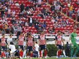 Jugadores de Chivas previo a su partido de la Jornada 5 contra Tigres, el pasado 12 de febrero.