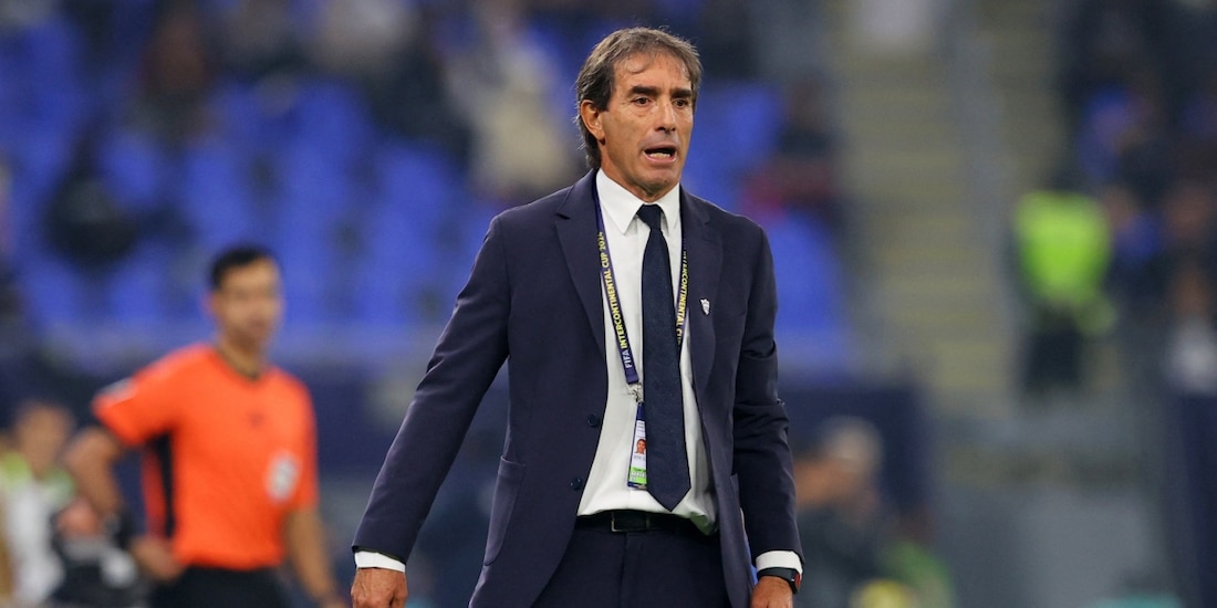 Guillermo Almada durante la semifinal de la Copa Intercontinental de la FIFA entre Pachuca y Al-Ahly.