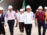 El gobernador de Tamaulipas supervisó las obras del túnel Ing. Américo Villarreal Guerra, el 21 de mayo de 2025.