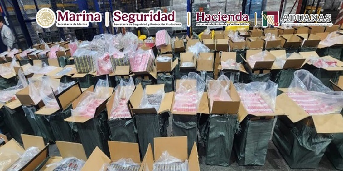 Cigarrillos ilícitos asegurados en el AICM, en una fotografía ilustrativa.