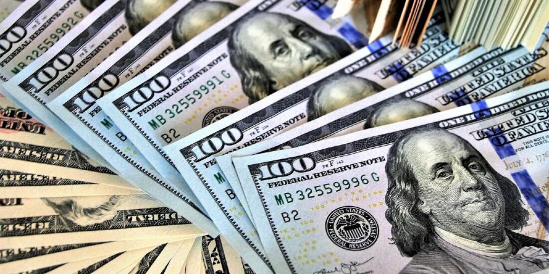 Dólar estadounidense.