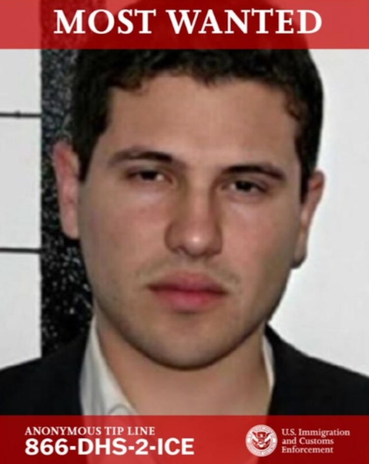 Iván Archivaldo, en un anuncio de "los más buscados" del Servicio de Control de Inmigración y Aduanas estadunidense (ICE).