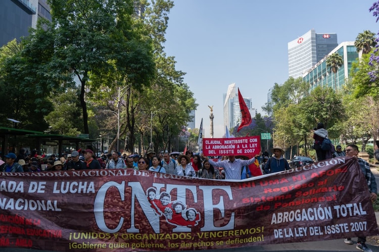 Marcha de la CNTE en CDMX este miércoles