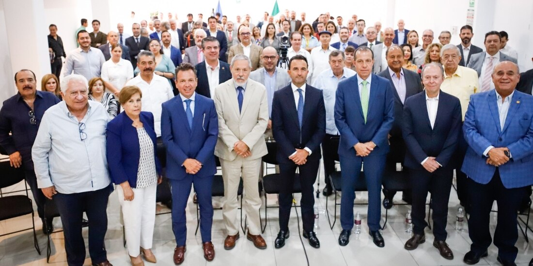 Lemus Navarro propuso la creación de un fideicomiso para asegurar el adecuado uso de recursos destinados al Archivo de Instrumentos Públicos y sugirió trabajar en conjunto con el notariado para designar perfiles técnicos en el Registro Público de la Propiedad, libres de orientaciones partidistas