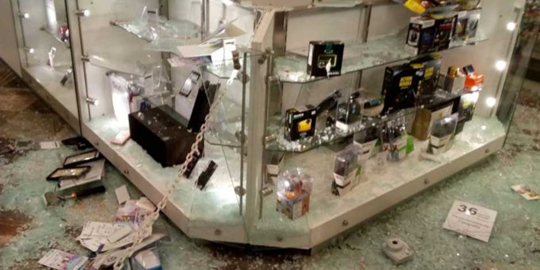 Asalto a Sanborns en Jardines del Pedregal en enero de 2018