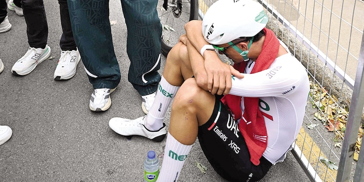 El de Ensenada luce inconsolable tras terminar ayer el Mundial de Ciclismo.