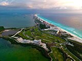 Cancún.