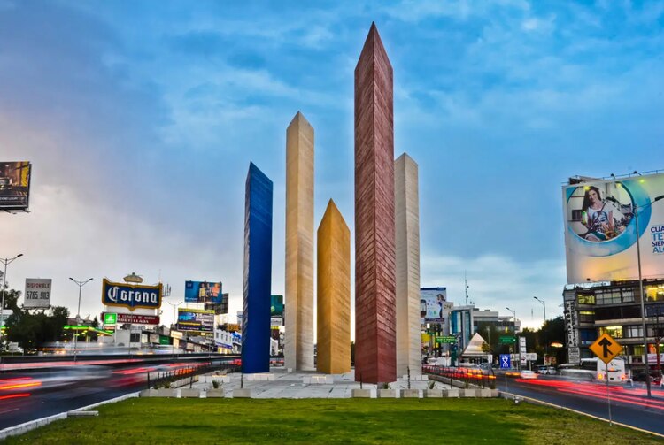 Imagen de las Torres de Satélite