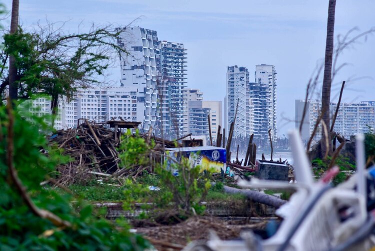 Otis dejó daños por 39.3 mmdp.