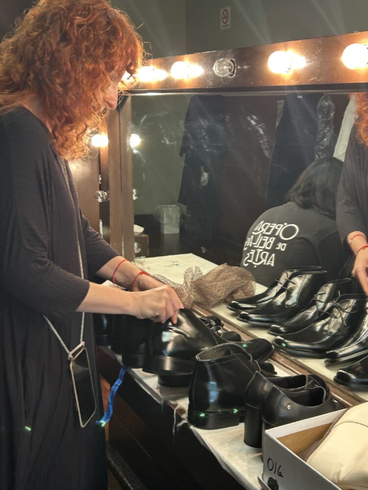 Algunos zapatos que forman parte de los atuendos.