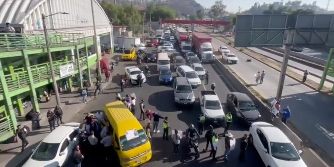 La México-Pachuca tiene abierto sólo un carril esta mañana.