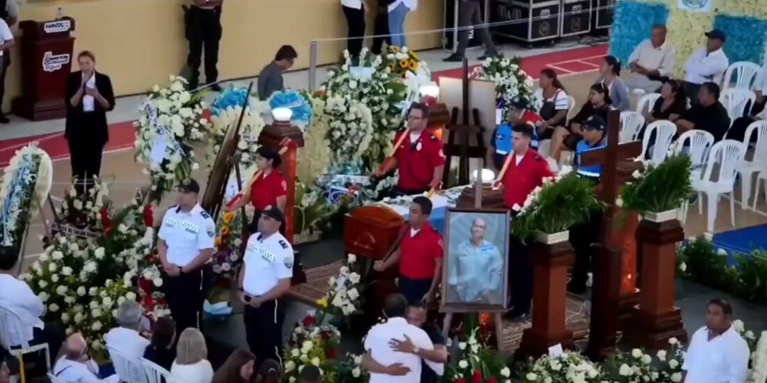 Asesinan de 6 tiros a alcalde de Manta, Ecuador, Agustín Intriago.