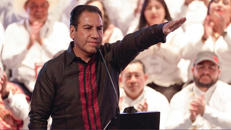 Considera que las mujeres y pueblos originarios son fundamentales para la continuación del proyecto.