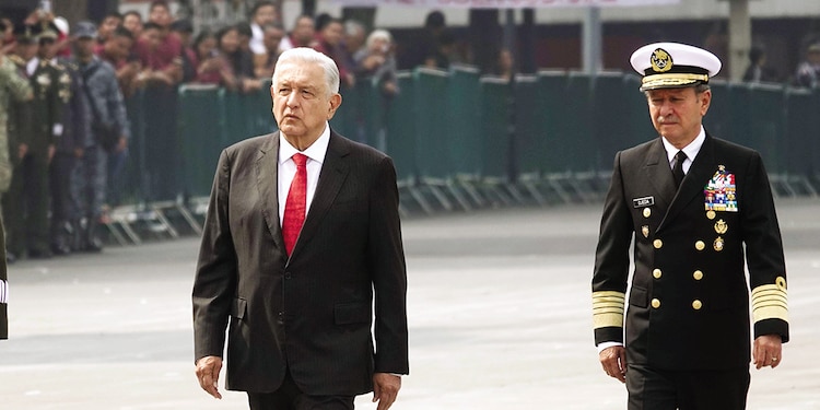 Andrés Manuel López Obrador y Rafael Ojeda, el 16 de septiembre de 2024.