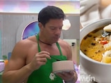 ¿De dónde es el caldo de queso y cuál es la receta original que preparó Yahir?