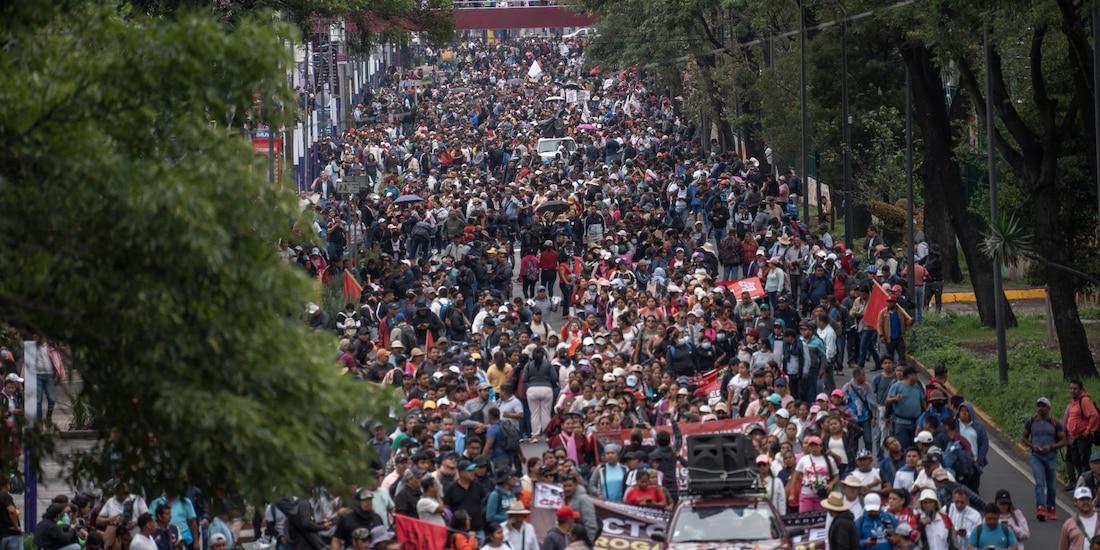 Movilización de la CNTE sobre la Calzada de Tlalpan, el 9 de junio de 2026.