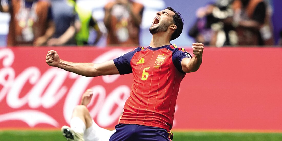 MERINO festeja la victoria de España