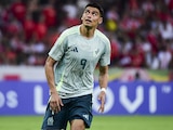 Guillermo Martínez, delantero de los Pumas de la UNAM, en un juego con la Selección Mexicana