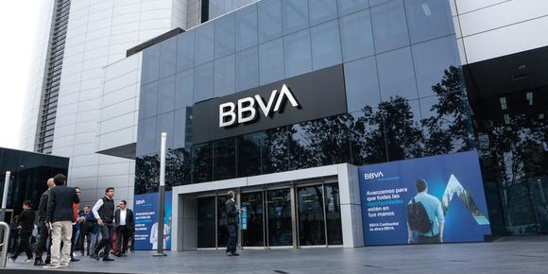 BBVA detalló que el apoyo a las familias a través de tarjetas de crédito, consumo; así como créditos automotrices e hipotecarios, registró aumento de 13.4 por ciento en comparación con 2021