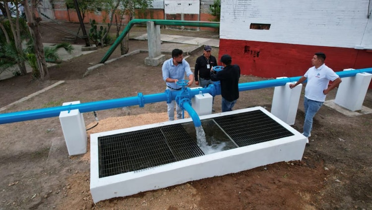 Las labores de reperforación en la unidad habitacional Las Fuentes se desarrollaron bajo las directrices del Plan Integral Oriente.