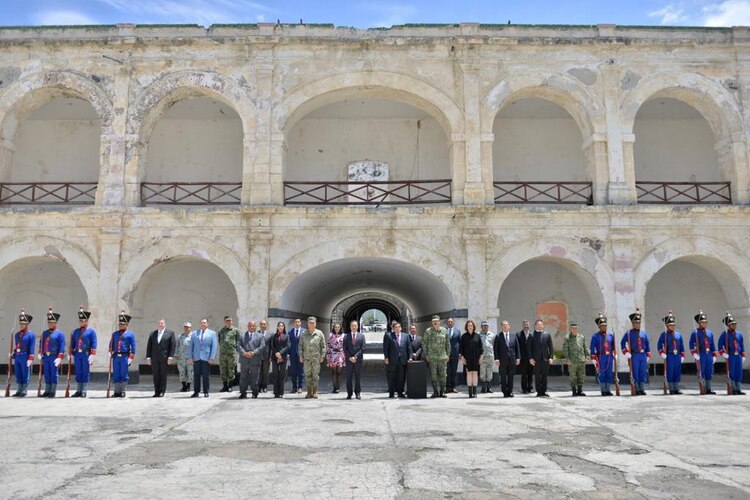 Los gobernadores Cuitláhuac García Jiménez y Miguel Barbosa Huerta encabezaron la Reunión Interestatal de Seguridad Veracruz-Puebla,