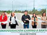 Autoridades de SLP en plena inauguración.