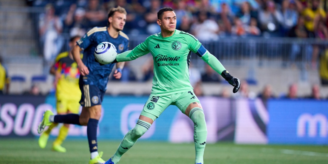 Luis Ángel Malagón será baja del América por un largo tiempo.