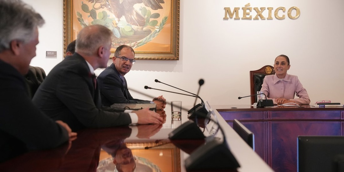 Presidenta Claudia Sheinbaum suscribe acuerdo para producción de vacunas.