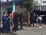 Lanzan huevos a una alcaldesa de Tlaxcala en pleno desfile del 16 de septiembre