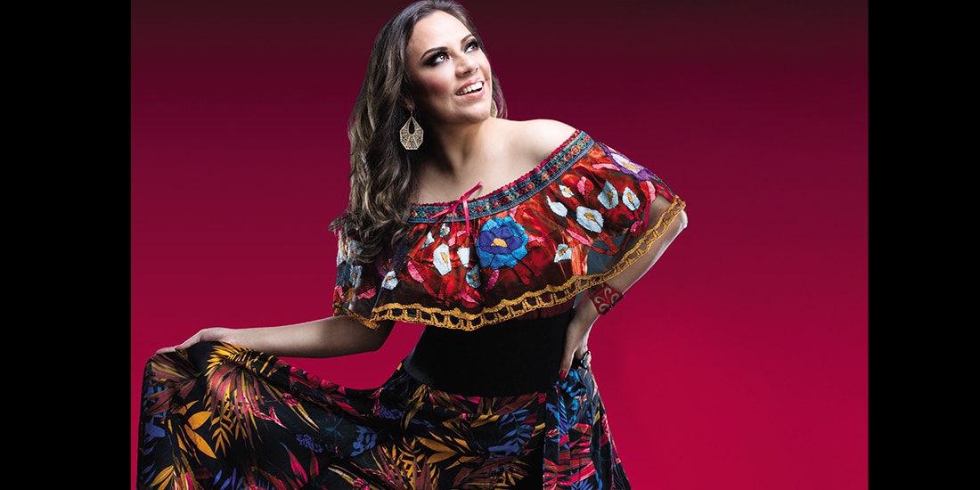 Lore Aquino, en una sesión de fotos.