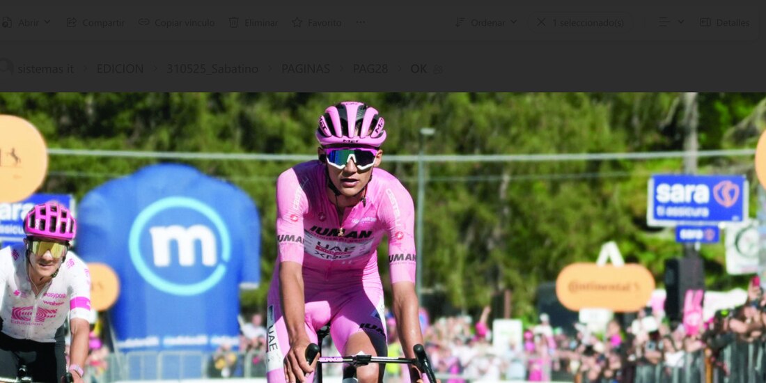 Isaac del Toro, durante la competencia del viernes, en Italia.
