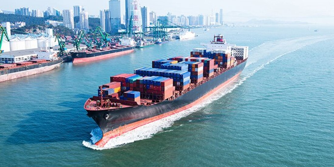 Comercio mundial alcanza récord de 7.7 billones de dólares en primer trimestre, según la UNCTAD.