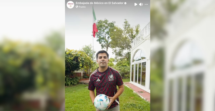 Cónsul de México en El Salvador, Salvador Barrios