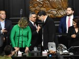 Bronca entre Alejandro Moreno y Gerardo Fernández Noroña, al cierre la última sesión de la Comisión Permanente.