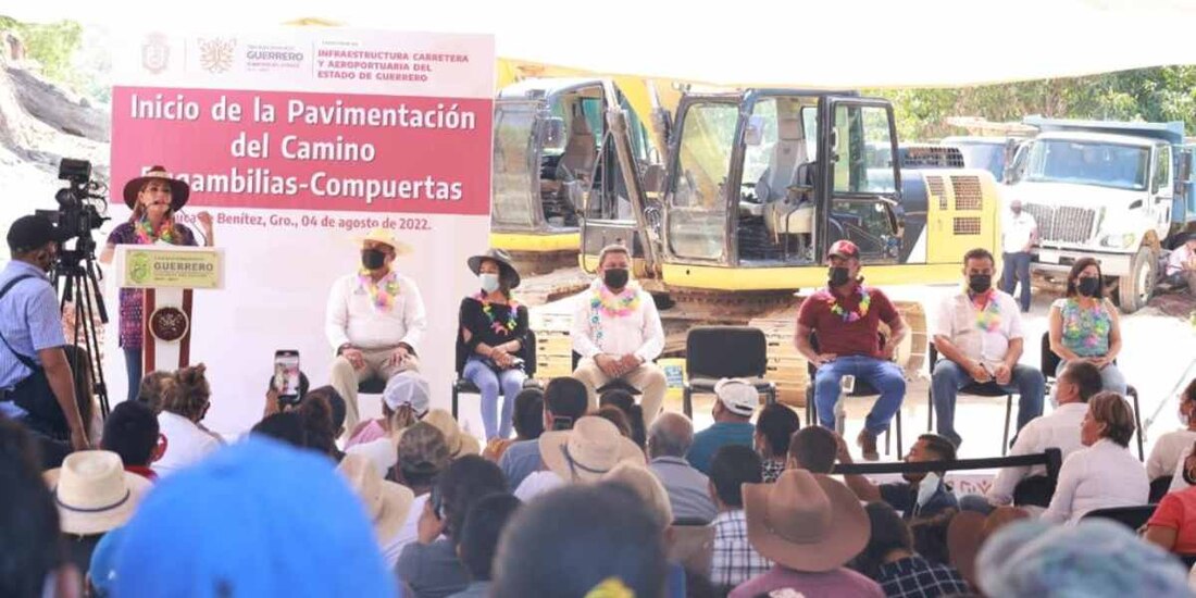 La mandataria estatal dio el banderazo de inicio a los trabajos del camino Bugambilias-Compuertas