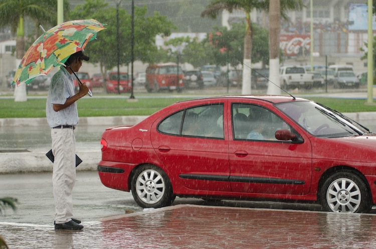Siguen fuertes lluvias en el país.